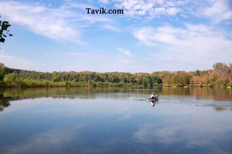 Creve Coeur Lake