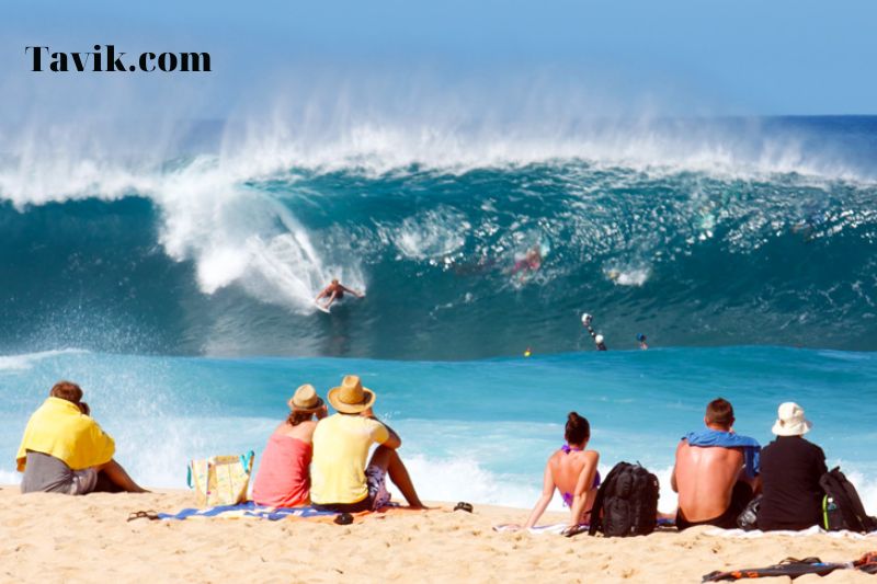 Pipeline Beach - best surf beach Oahu