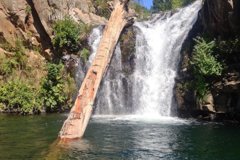Waterfalls In Northern California That You Can Swim Near (1)